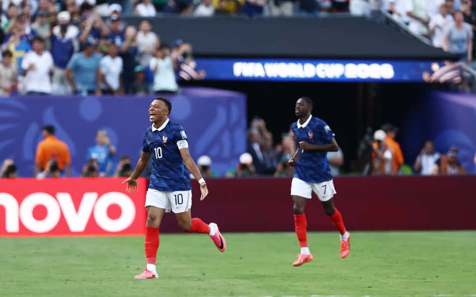 Mbappé passa Klose e se torna o segundo maior artilheiro das Copas