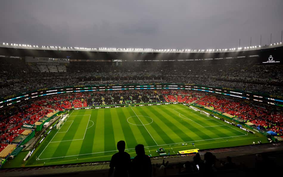 A partida entre México e Equador foi adidada em uma hora