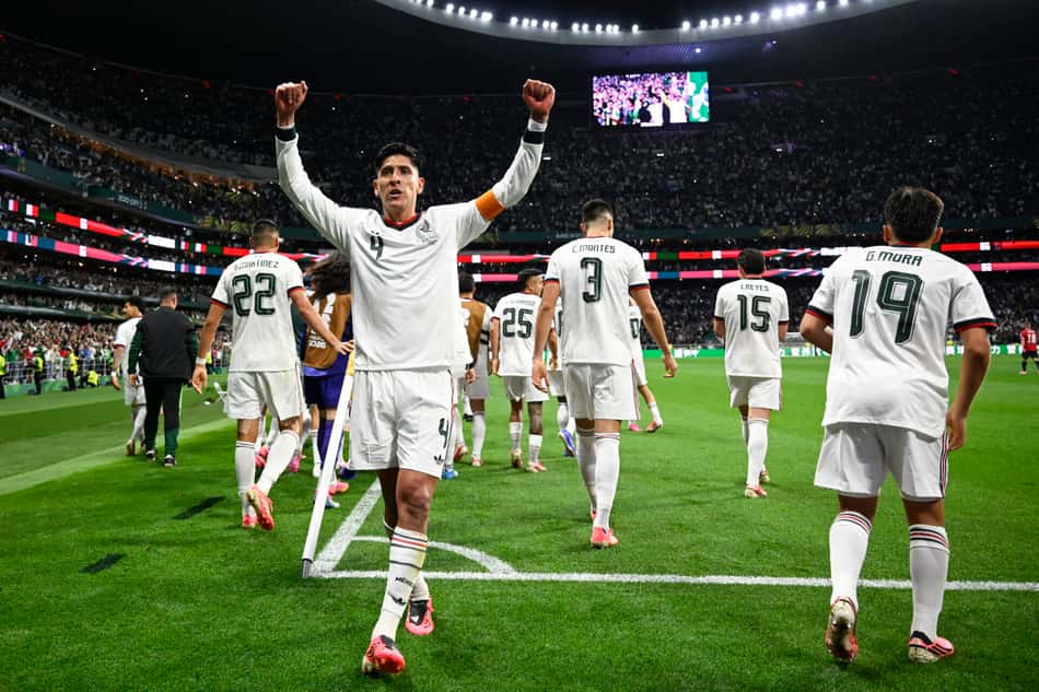 O México venceu a Tchéquia por 3 a 0 e seguiu invicta na Copa do Mundo