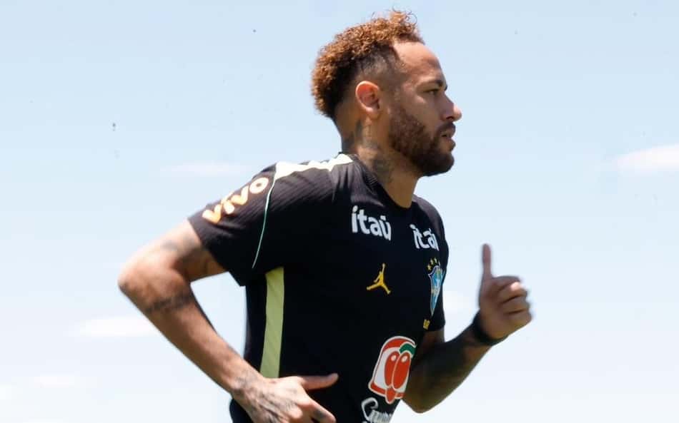 Neymar joga hoje em Brasil x Escócia pela Copa do Mundo?