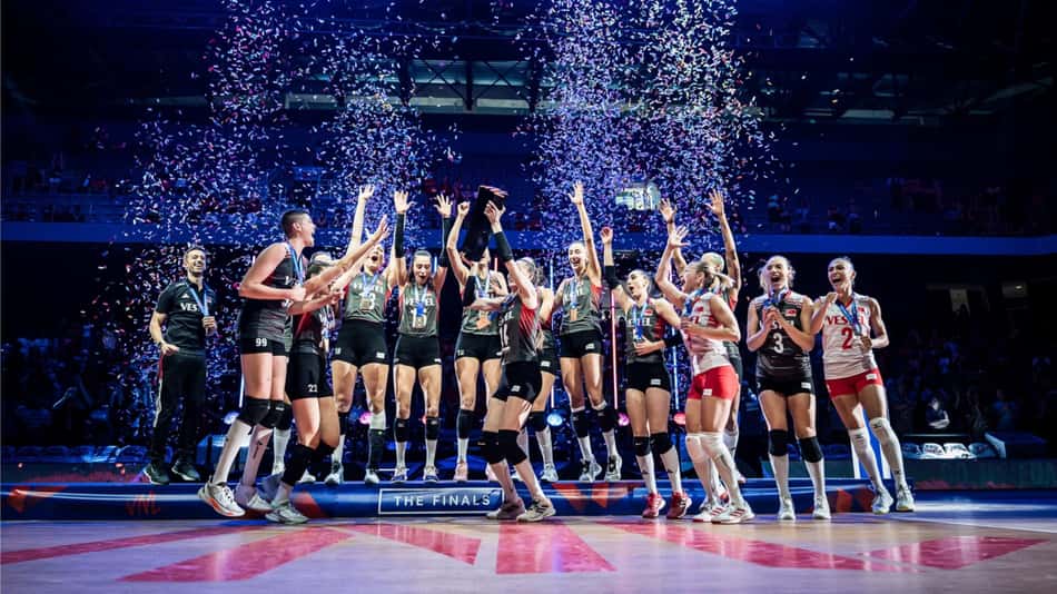 Turquia é campeã inédita da VNL (Foto: Volleyball World)
