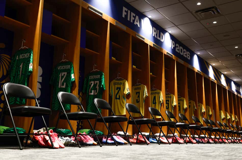 Vestiário da Seleção Brasileira antes de Brasil x Escócia