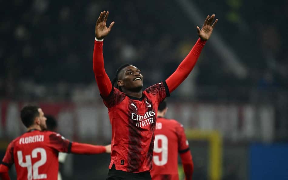 Rafael Leão vira alvo de clube da Turquia, e Milan negocia
