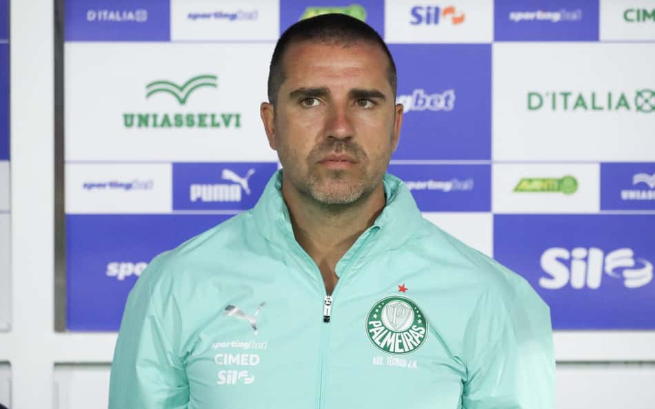 João Martins, auxiliar de Abel Ferreira, do Palmeiras