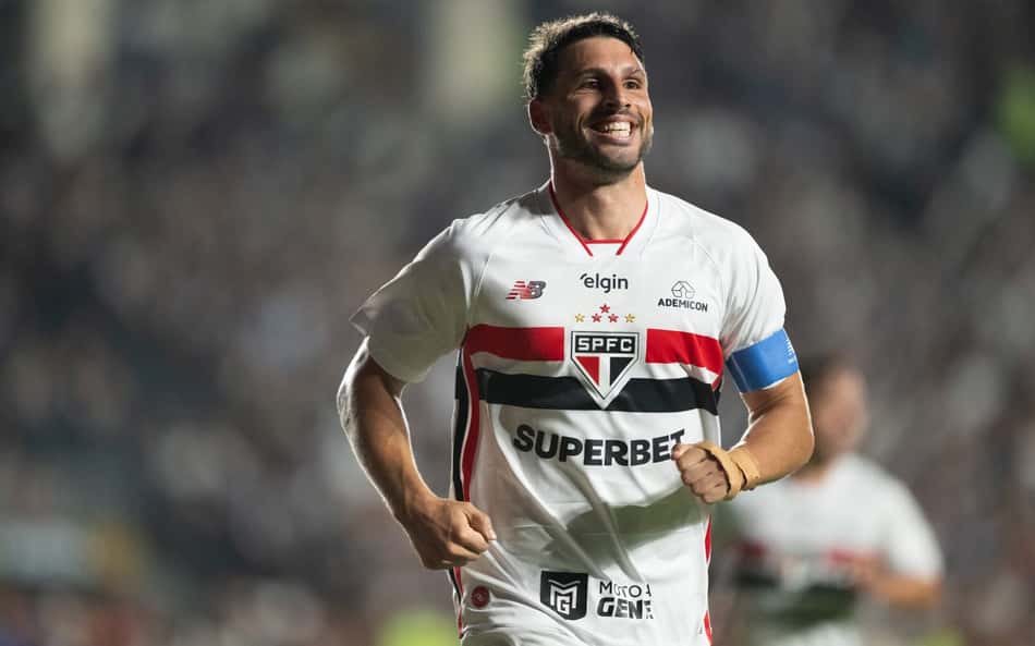 Torcedores do Flamengo reagem ao gol de Calleri: 'Sempre'