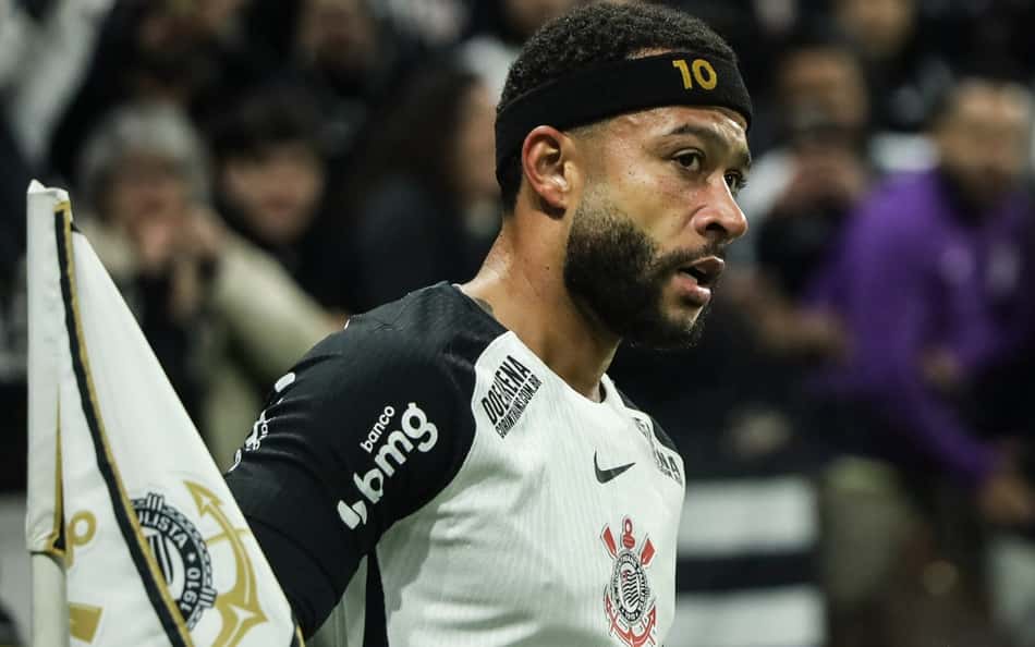 Memphis é monitorado por clube mexicano enquanto Corinthians tenta avançar por renovação
