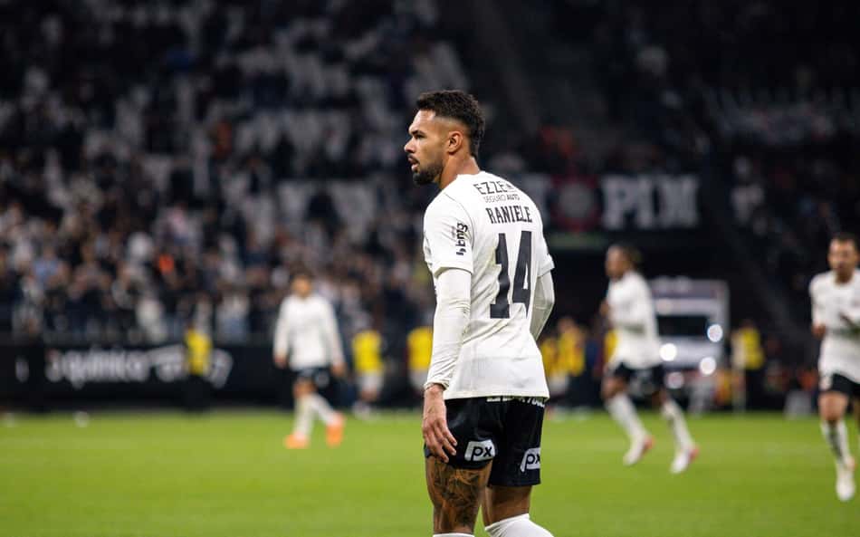 Raniele durante a partida contra o Athlético-PR pelo Campeonato Brasileiro 2026.