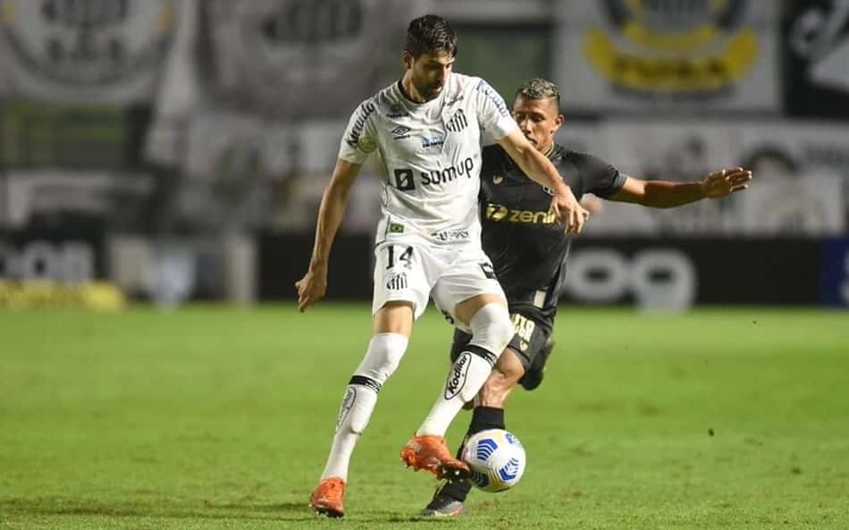 Luan Peres projeta duelo contra o Botafogo: 'Estamos preparados'