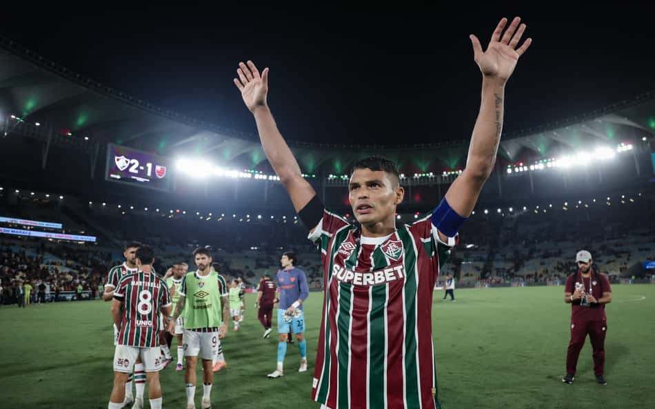 Thiago Silva comemora vitória do Fluminense sobre o Flamengo (Foto: Lucas Meçon/ Fluminense)