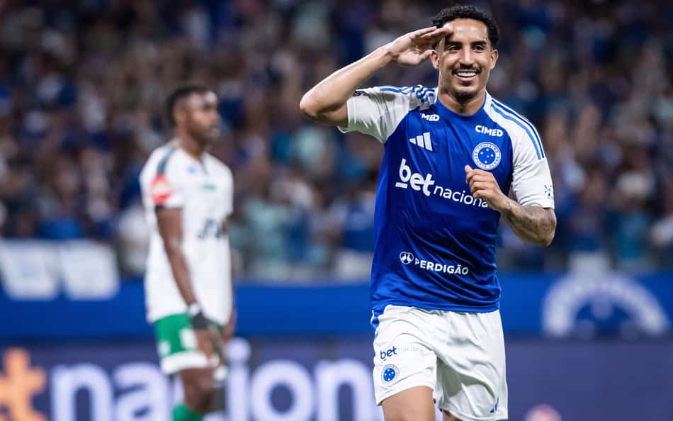 Christian comemora gol do Cruzeiro no Mineirão (Foto: Gustavo Aleixo/Cruzeiro)