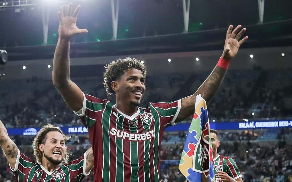 Lazio demonstra interesse na contratação de John Kennedy, do Fluminense