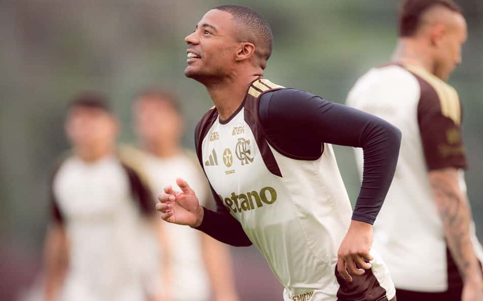 De la Cruz durante treino do Flamengo (Foto: Adriano Fontes/Flamengo)