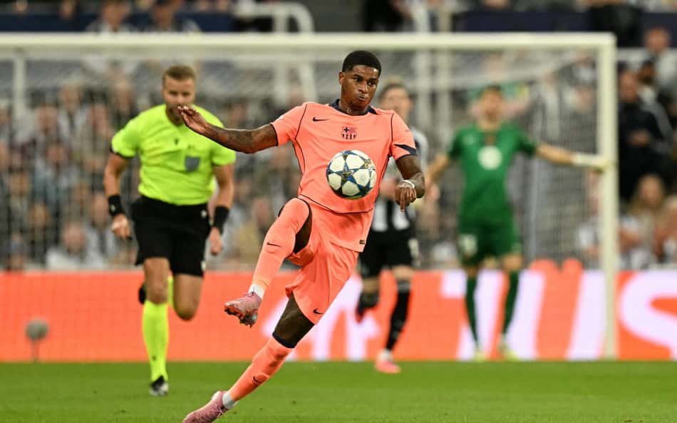 Rashford em ação contra o Newcastle, pela Champions League (Photo by Oli SCARFF / AFP)