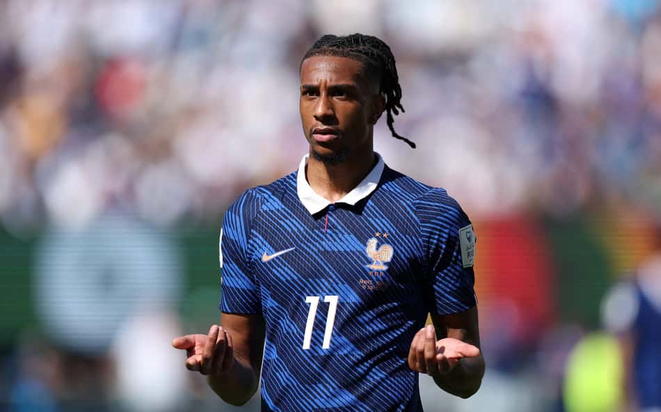 'Não era assim': Michael Olise quebra o silêncio após eliminação da França na Copa