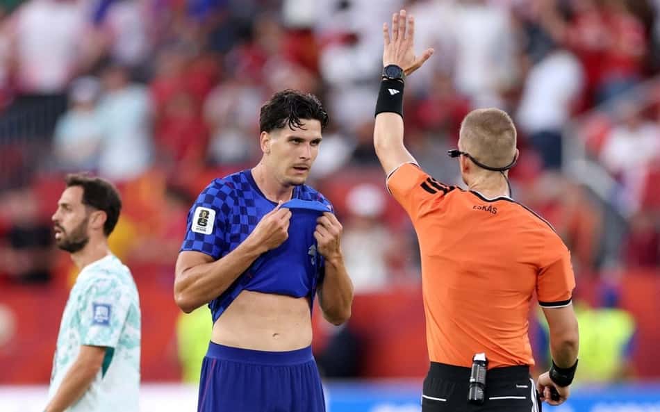 Gol da Croácia anulado pela arbitragem contra Portugal