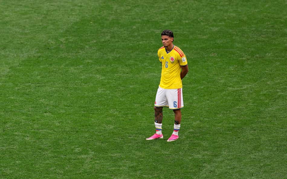 Confusão com James fez Richard Ríos virar reserva, diz jornalista
