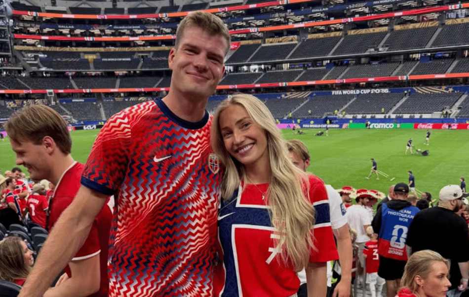 Alezander Sorloth e sua namorada Lena Selnes