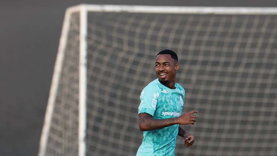 Allan durante treinamento do Palmeiras