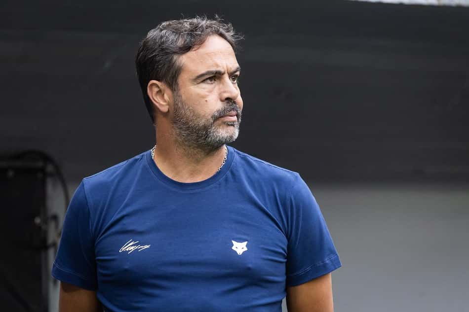 Artur Jorge em amistoso contra o Grêmio