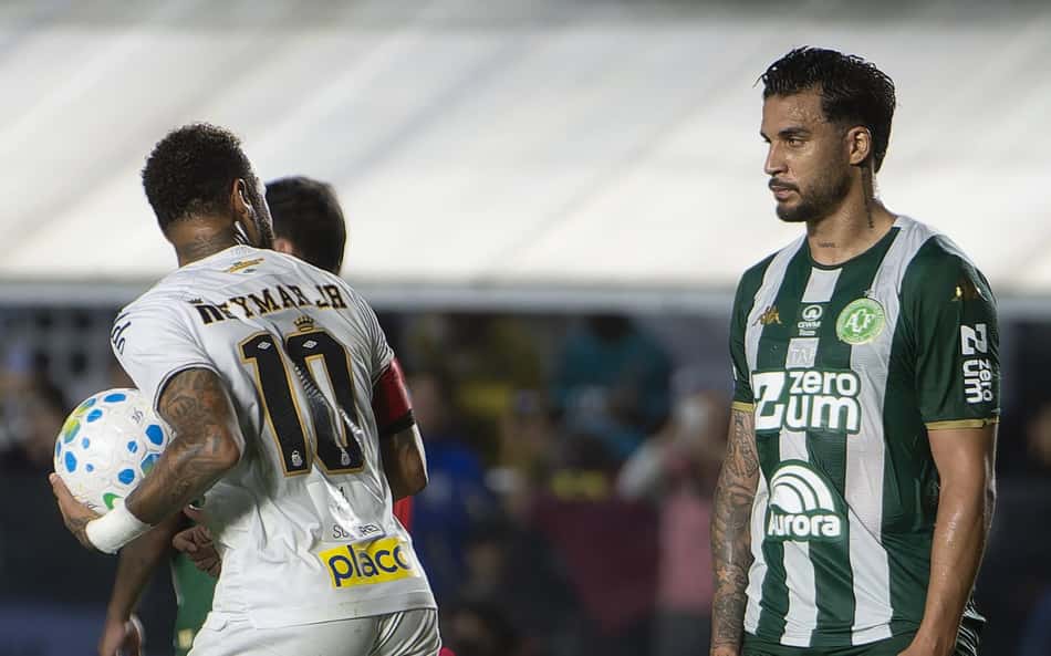 Atitude do camisa 10 dividiu opiniões entre internautas