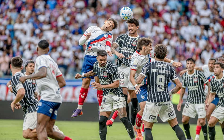 Bahia e Corinthians pelo Campeonato Brasileiro
