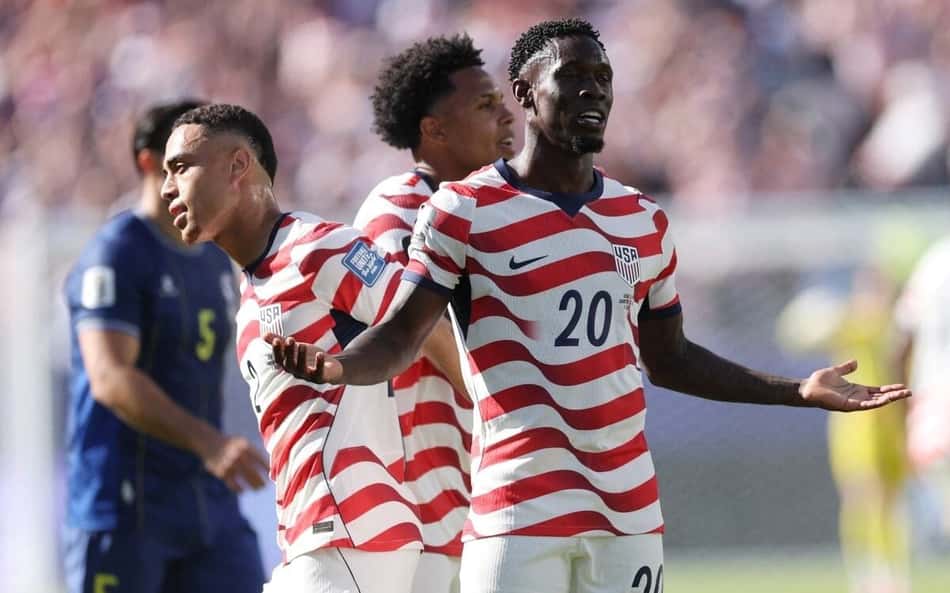 Comemoração de Balogun em Estados Unidos x Bósnia ganha destaque: 'Lendária'