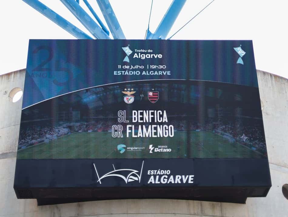 Benfica e Flamengo se enfrentam em Portugal