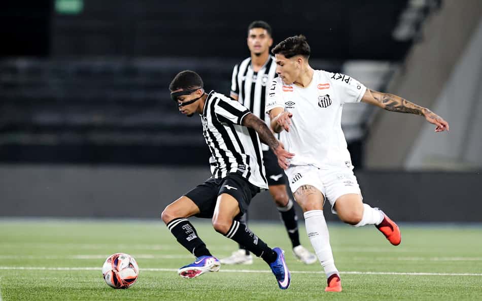 Botafogo vence, mas Santos avança à semifinal do Brasileirão Sub-20