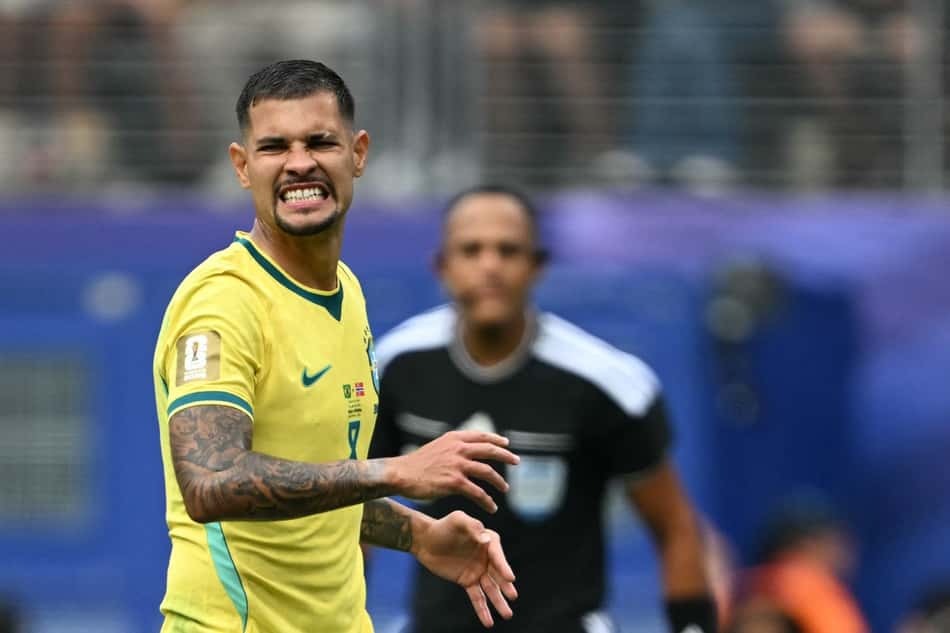 Bruno-Guimaraes-lamenta-penalti-perdido-em-Brasil-x-Noruera