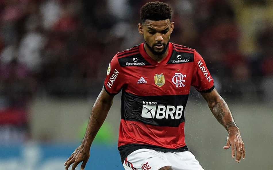 Bruno Viana em ação pelo Flamengo