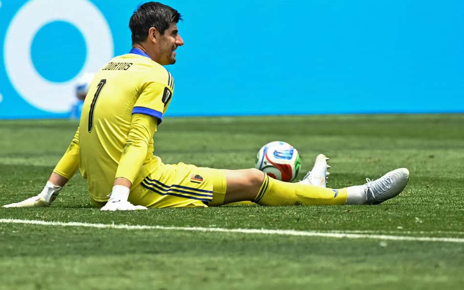Atuação de Courtois contra Espanha repercute: 'Um anjo'