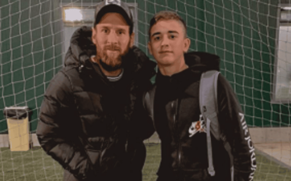 Messi ao lado de Gavi (Foto: Reprodução)