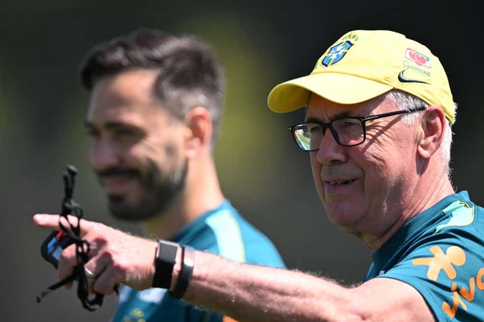 Carlo Ancelotti comanda treino da Seleção Brasileira nos Estados Unidos