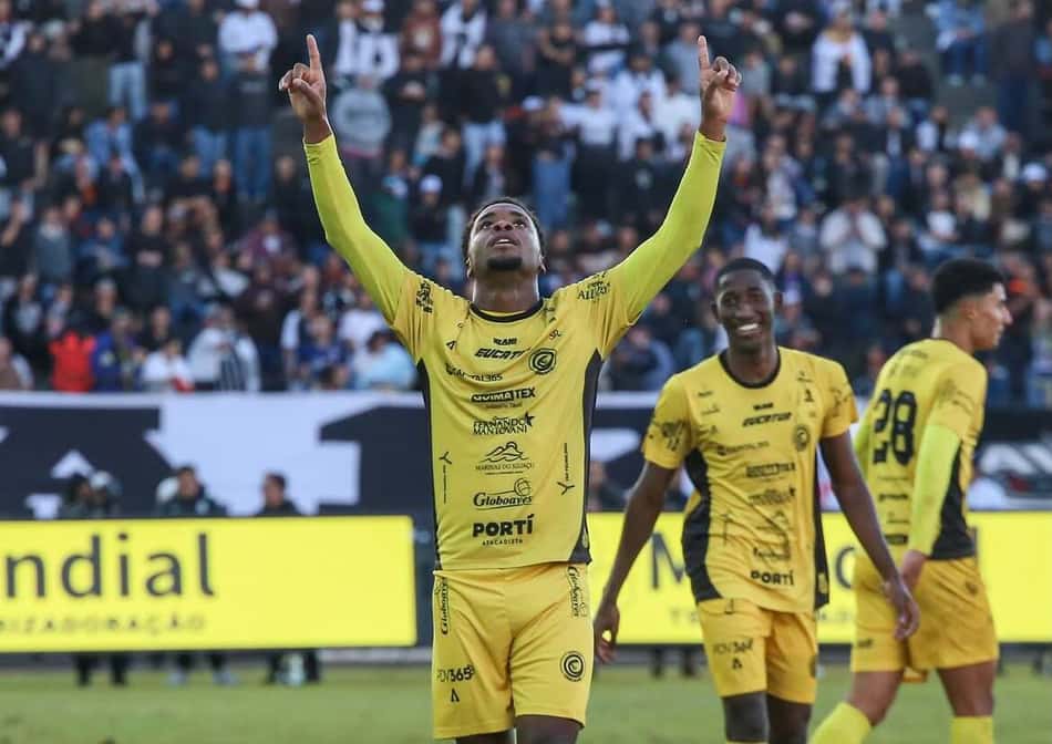 Palacios comemora gol do Cascavel