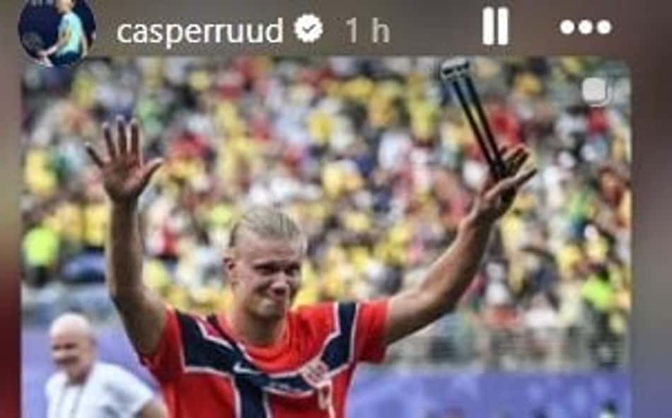 Tenista norueguês celebra vitória sobre o Brasil na Copa do Mundo