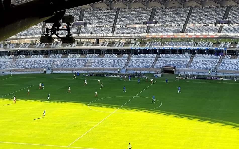 Cruzeiro Sub-17 vence primeiro jogo com impedimento semiautomático no Brasil