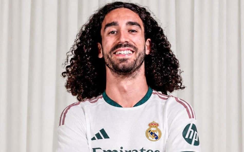 Cucurella é o primeiro reforço do Real Madrid para a temporada 2026/27 (Foto: Reprodução/X)