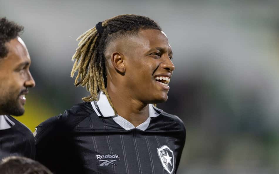 Danilo em ação pelo Botafogo no Campeonato Brasileiro