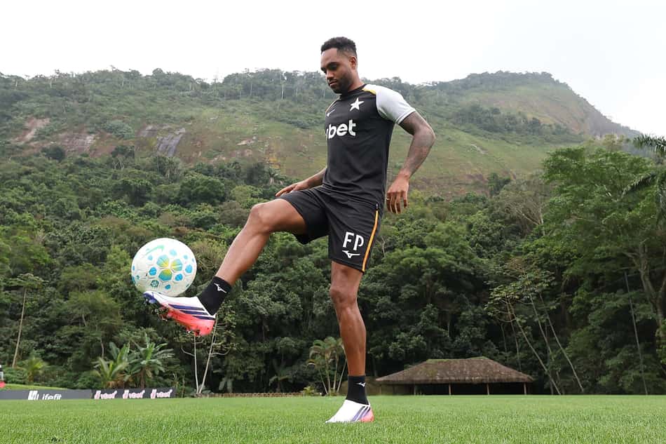 Danilo Pereira é o novo reforço do Botafogo