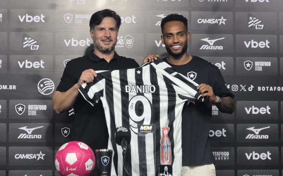 Danilo Pereira foi apresentado pelo diretor Léo Coelho