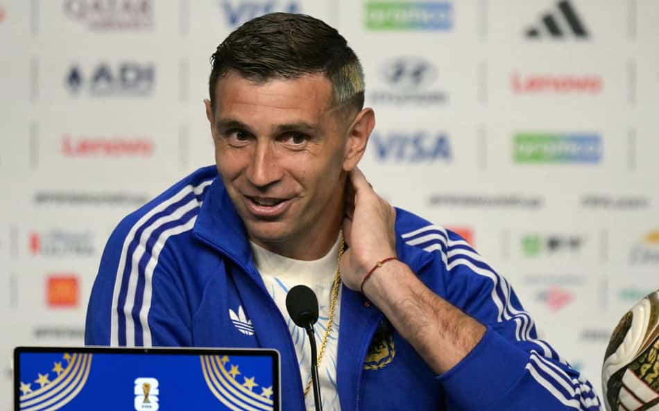 Dibu Martínez faz desabafo antes da final da Copa: 'Só penso em ganhar'