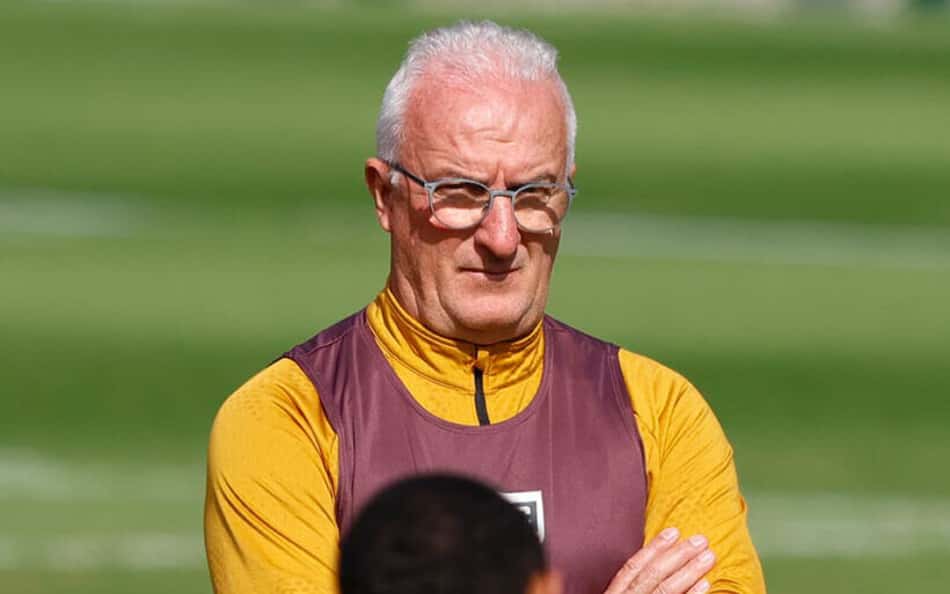 Dorival Jr. durante treinamento do São Paulo