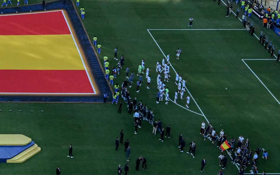 Imprensa espanhola detona atitude da Argentina após a decisão da Copa: 'Falta de respeito'