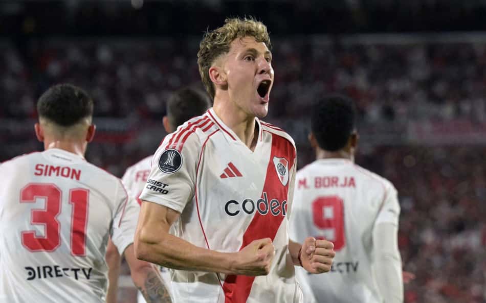 Vasco encaminha a contratação do atacante Colidio, do River Plate