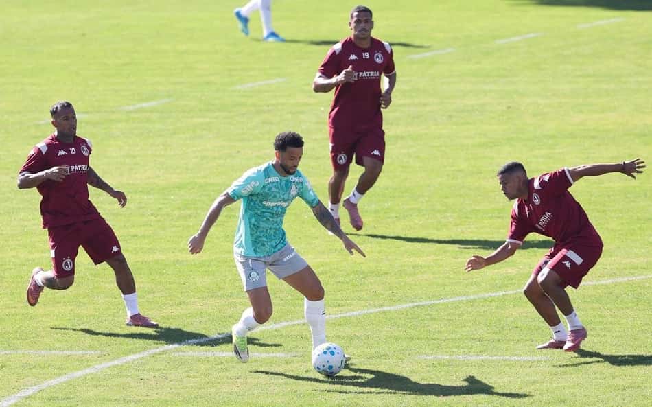 Palmeiras vence Juventus em jogo-treino com gol de Felipe Anderson