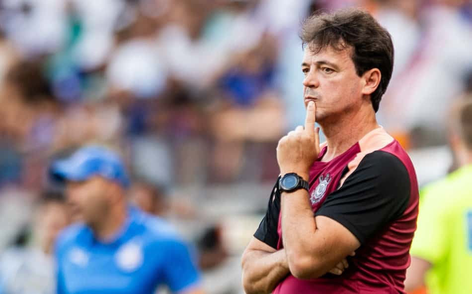 Fernando Diniz durante partida do Corinthians