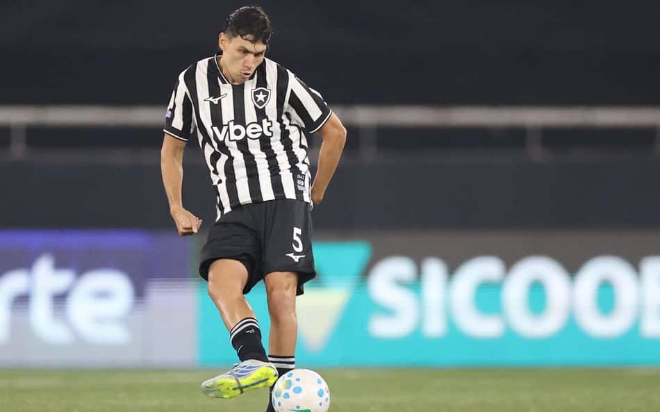 Ferraresi assinará com o Botafogo por três temporadas