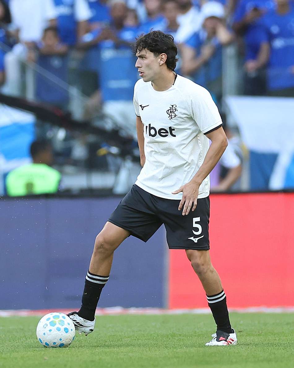 Ferraresi assinará com o Botafogo por três temporadas