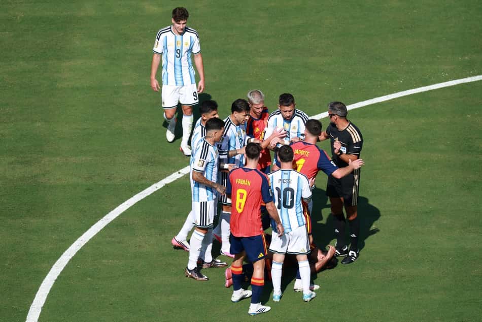 Final da Copa protagoniza momentos de grande tensão (Foto: ELSA / GETTY IMAGES NORTH AMERICA / Getty Images via AFP)