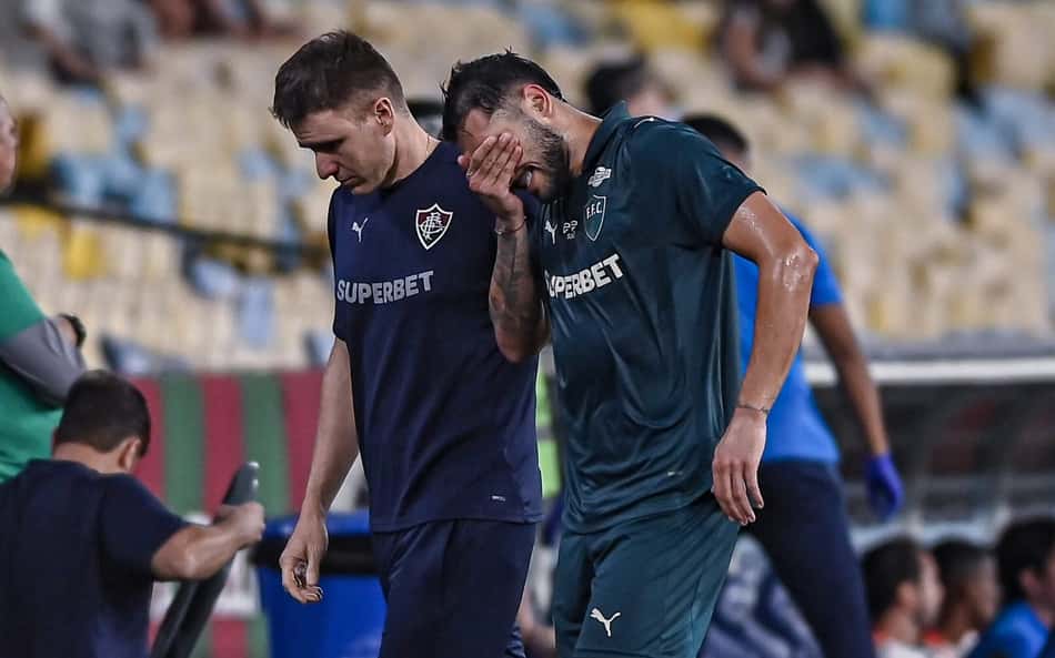 Freytes deixa Fluminense x Bahia lesionado ainda no primeiro tempo